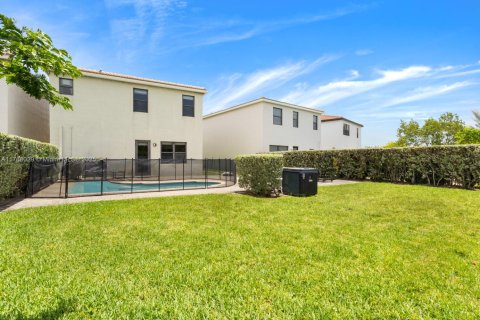 Casa en venta en Miami, Florida, 3 dormitorios, 182.55 m2 № 1708473 - foto 22