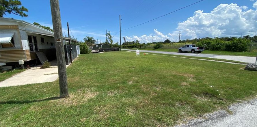 Terrain à Hudson, Floride № 1795942
