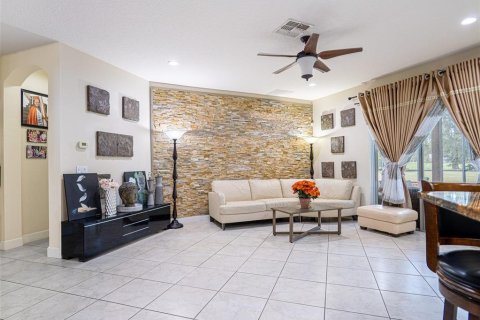 Casa en venta en Sorrento, Florida, 4 dormitorios, 309.92 m2 № 1913663 - foto 8