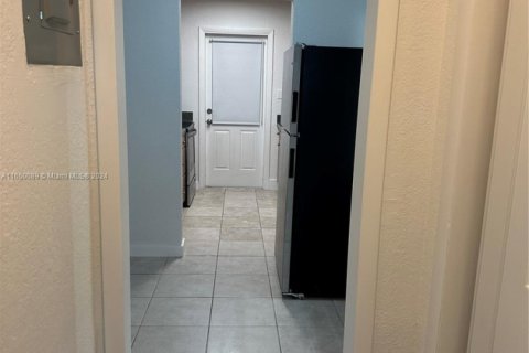 Copropriété à vendre à Hallandale Beach, Floride: 1 chambre, 64.1 m2 № 1753990 - photo 20