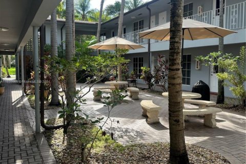 Copropriété à vendre à Hallandale Beach, Floride: 1 chambre, 64.1 m2 № 1753990 - photo 1