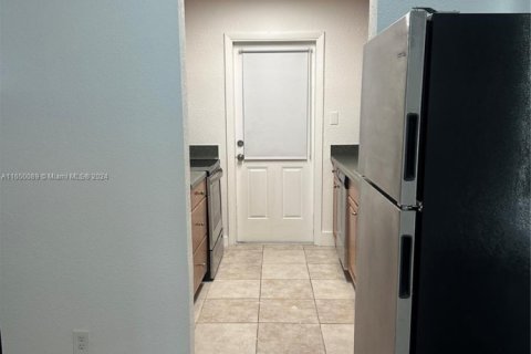 Copropriété à vendre à Hallandale Beach, Floride: 1 chambre, 64.1 m2 № 1753990 - photo 5