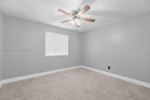 Купить виллу или дом в Майами, Флорида 4 спальни, 179.77м2, № 2007460 - фото 17