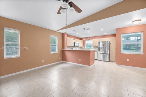 Купить виллу или дом в Майами, Флорида 4 спальни, 179.77м2, № 2007460 - фото 12