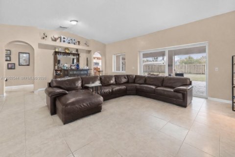 Купить виллу или дом в Майами, Флорида 4 спальни, 179.77м2, № 2007460 - фото 8