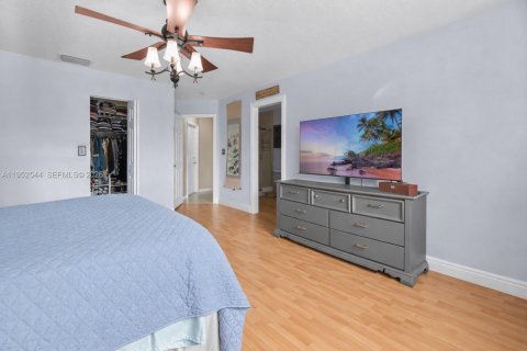 Купить виллу или дом в Майами, Флорида 4 спальни, 179.77м2, № 2007460 - фото 22