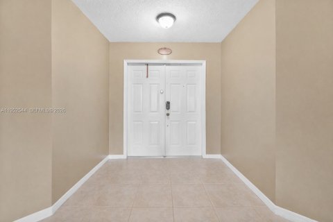 Купить виллу или дом в Майами, Флорида 4 спальни, 179.77м2, № 2007460 - фото 6