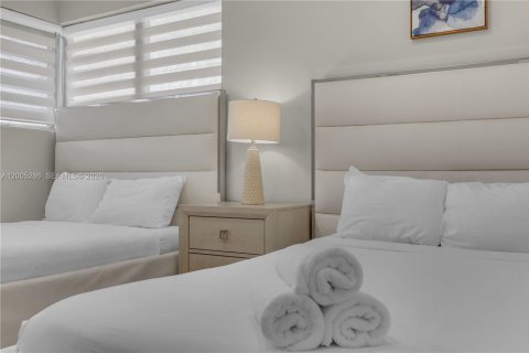 Appartement à louer à Bay Harbor Islands, Floride: 2 chambres, 92.9 m2 № 2184549 - photo 2