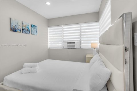 Appartement à louer à Bay Harbor Islands, Floride: 2 chambres, 92.9 m2 № 2184549 - photo 7