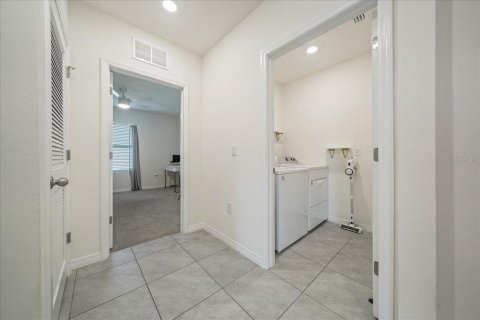 House in Ocala, Florida 4 bedrooms, 169.83 sq.m. № 1740362 - photo 10