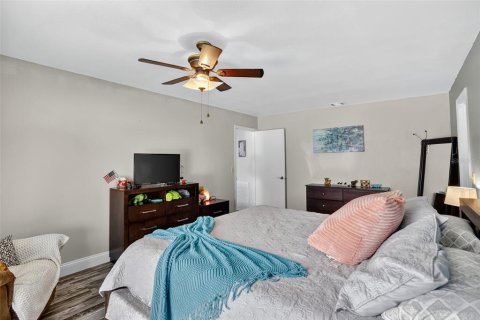 Casa en venta en Kissimmee, Florida, 4 dormitorios, 191.47 m2 № 1852814 - foto 24