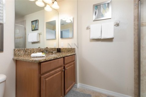 Townhouse in Kissimmee, Florida 5 bedrooms, 188.03 sq.m. № 1433620 - photo 17