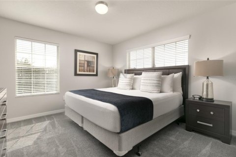 Townhouse in Kissimmee, Florida 5 bedrooms, 188.03 sq.m. № 1433620 - photo 15