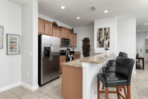Townhouse in Kissimmee, Florida 5 bedrooms, 188.03 sq.m. № 1433620 - photo 11
