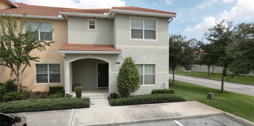 Townhouse in Kissimmee, Florida 5 bedrooms, 188.03 sq.m. № 1433620