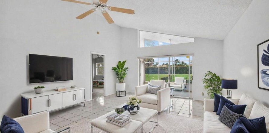 Casa en Boynton Beach, Florida 3 dormitorios, 156.73 m2 № 2153696
