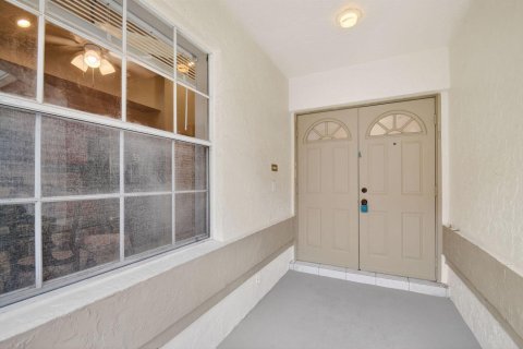 Casa en venta en Boynton Beach, Florida, 3 dormitorios, 156.73 m2 № 2153696 - foto 5