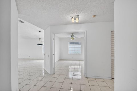 Casa en venta en Boynton Beach, Florida, 3 dormitorios, 156.73 m2 № 2153696 - foto 6