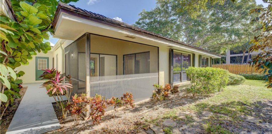 Condominio en North Palm Beach, Florida, 2 dormitorios  № 479553