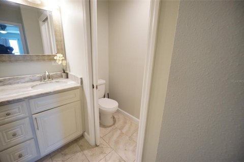 Villa ou maison à louer à Tampa, Floride: 3 chambres, 97.92 m2 № 2405088 - photo 24