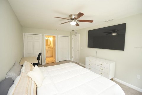 Villa ou maison à louer à Tampa, Floride: 3 chambres, 97.92 m2 № 2405088 - photo 10