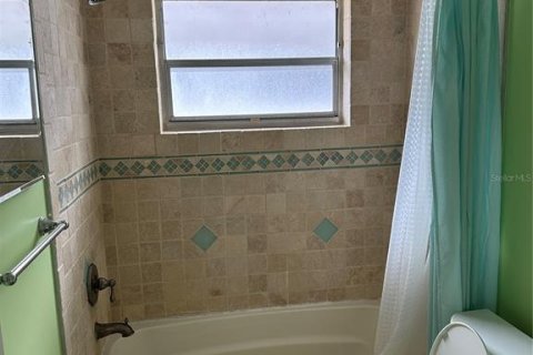Condominio en venta en New Port Richey, Florida, 2 dormitorios, 82.5 m2 № 1538542 - foto 10