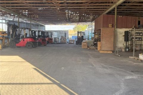 Commercial property in Tampa, Florida 1233 sq.m. № 1520067 - photo 9