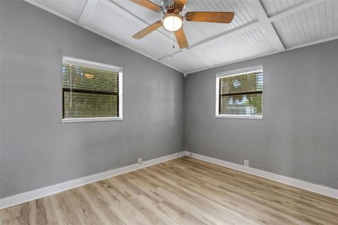 House in Port Charlotte, Florida 3 bedrooms, 122.82 sq.m. № 1840005 - photo 17