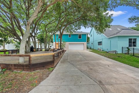 House in Flagler Beach, Florida 3 bedrooms, 178.84 sq.m. № 2195767