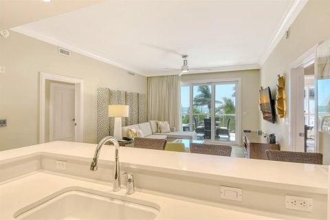 Купить кондоминиум в Сарасота, Флорида 9 комнат, 228.54м2, № 1350097 - фото 11