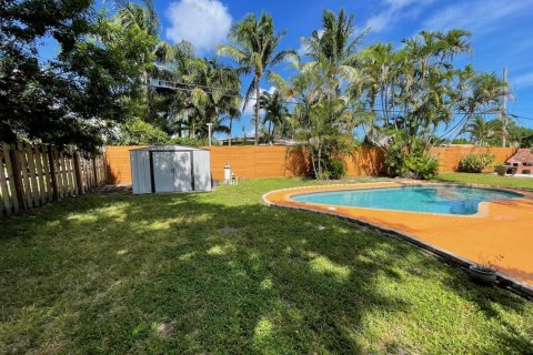 House in Fort Lauderdale, Florida 3 bedrooms, 89 sq.m. № 2083002 - photo 11