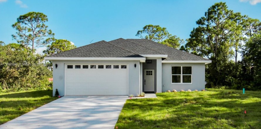 Casa en Lake Placid, Florida 3 dormitorios, 124.49 m2 № 1946703
