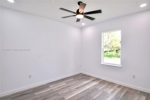 Casa en venta en Lake Placid, Florida, 3 dormitorios, 124.49 m2 № 1946703 - foto 18