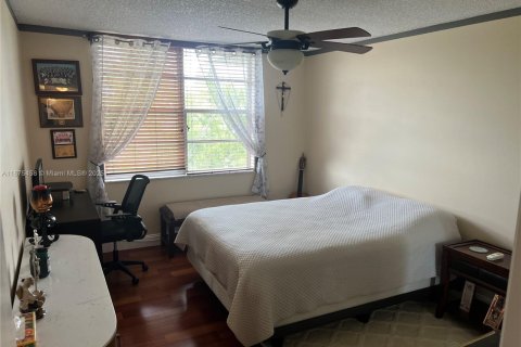 Copropriété à vendre à Plantation, Floride: 2 chambres, 97.92 m2 № 1929217 - photo 20