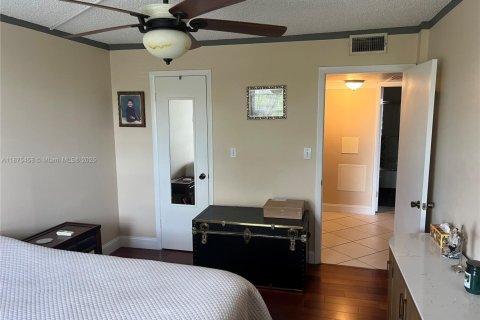 Copropriété à vendre à Plantation, Floride: 2 chambres, 97.92 m2 № 1929217 - photo 24