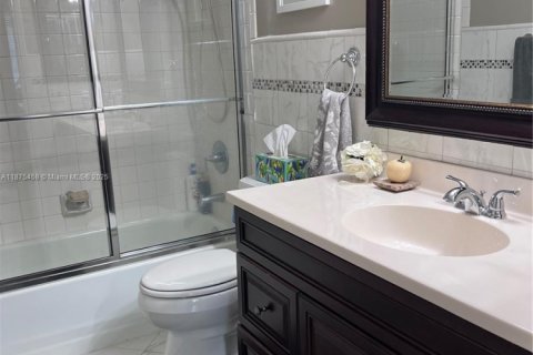 Copropriété à vendre à Plantation, Floride: 2 chambres, 97.92 m2 № 1929217 - photo 27