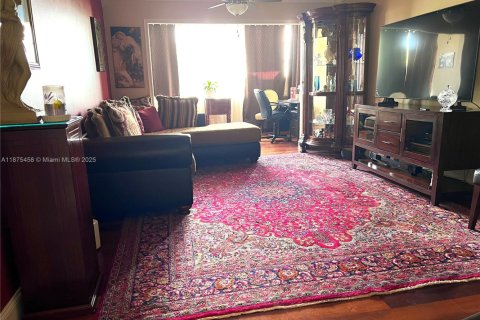 Copropriété à vendre à Plantation, Floride: 2 chambres, 97.92 m2 № 1929217 - photo 9