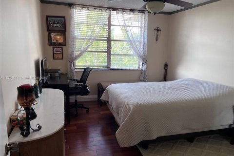 Copropriété à vendre à Plantation, Floride: 2 chambres, 97.92 m2 № 1929217 - photo 21