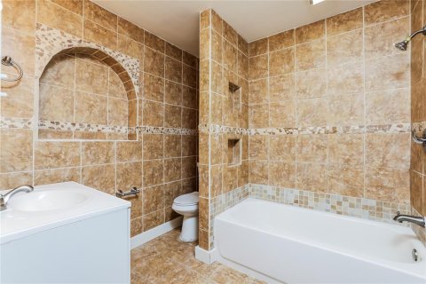 Casa en alquiler en DeBary, Florida, 3 dormitorios, 130.25 m2 № 1819254 - foto 14