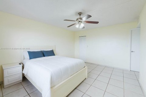 Copropriété à vendre à Sunrise, Floride: 2 chambres, 102.19 m2 № 1966387 - photo 6