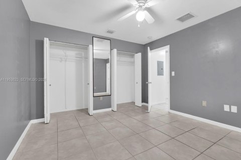 Снять в аренду виллу или дом в Халландейл-Бич, Флорида 3 спальни, 214.6м2, № 2008311 - фото 14