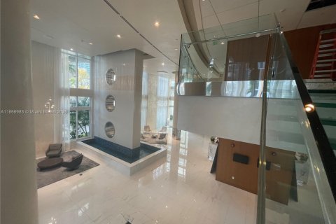 Condo in Miami, Florida, 1 bedroom  № 1932071 - photo 18