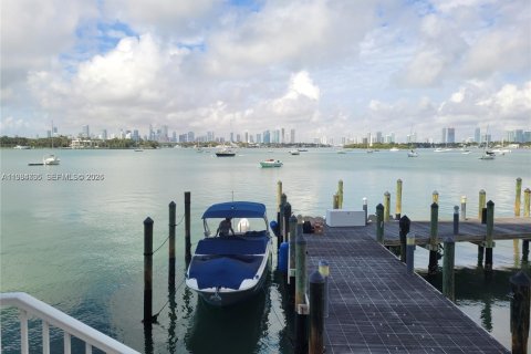 Снять в аренду кондоминиум в Майами-Бич, Флорида 1 спальня, 69.68м2, № 2050783 - фото 5