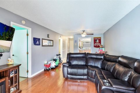 Condominio en venta en Bradenton, Florida, 2 dormitorios, 87.98 m2 № 1678000 - foto 12