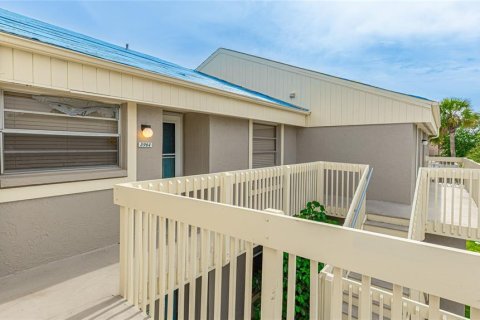 Condominio en venta en Bradenton, Florida, 2 dormitorios, 87.98 m2 № 1678000 - foto 3