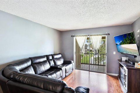 Condominio en venta en Bradenton, Florida, 2 dormitorios, 87.98 m2 № 1678000 - foto 9