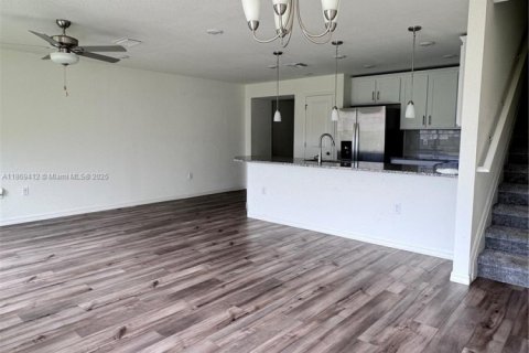 Adosado en alquiler en Fort Myers, Florida, 3 dormitorios, 147.06 m2 № 1896774 - foto 11