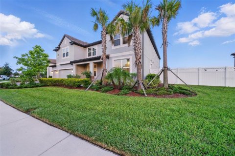 House in Wesley Chapel, Florida 6 bedrooms, 506.5 sq.m. № 1777494 - photo 4