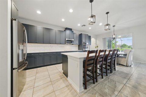 House in Wesley Chapel, Florida 6 bedrooms, 506.5 sq.m. № 1777494 - photo 13
