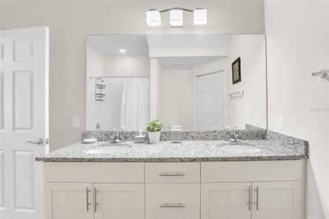 Touwnhouse à vendre à Kissimmee, Floride: 3 chambres, 120.77 m2 № 2136290 - photo 11